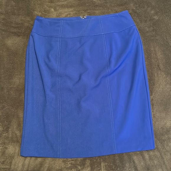 Worthington Blue Pencil Skirt. Size 10. Fully lined. - Picture 1 of 4
